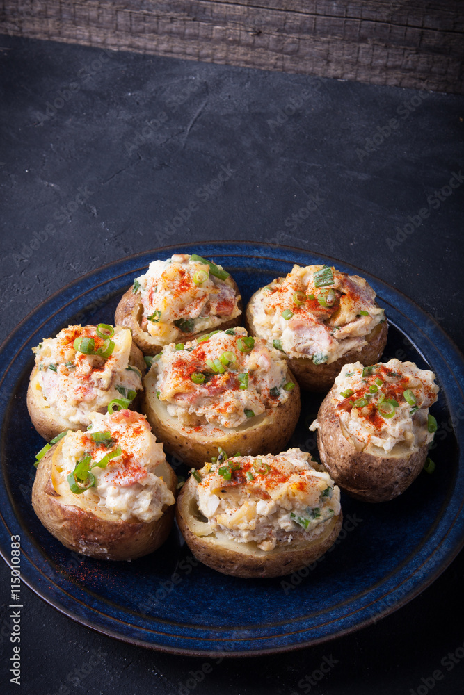 Baked stuffed potatoes with bacon, eggs and chives Baked stuffed potatoes with bacon, eggs and chives