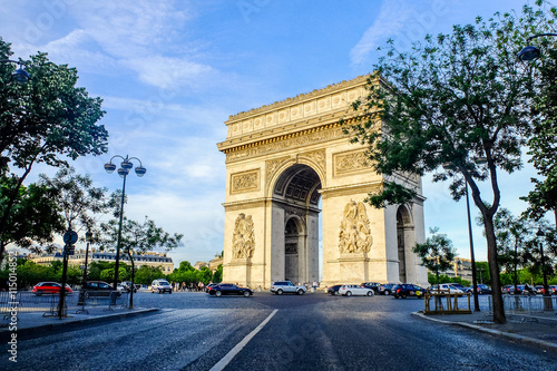 Arco do Triunfo - Paris - França © niniferrari