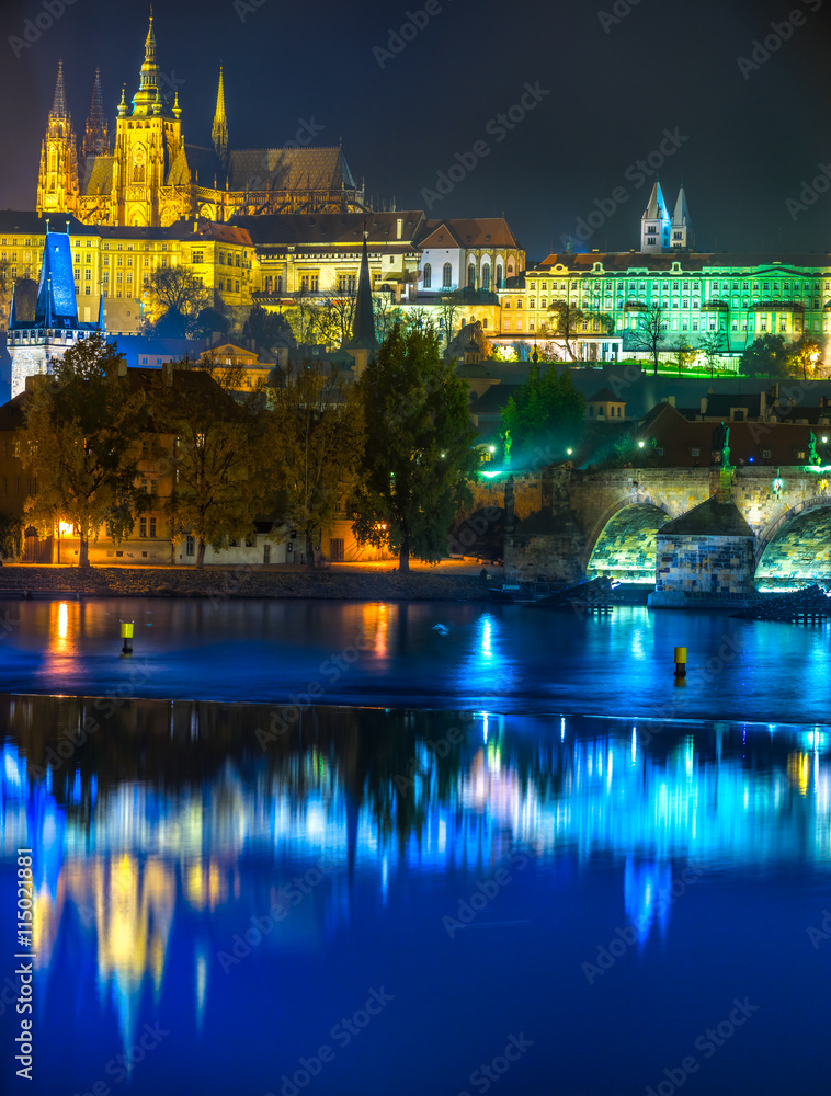 Fototapeta premium Prague, Charles Bridge and Mala Strana.