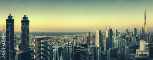 Canvas Print Scenic panoramic view of Dubai modern architecture at sunset