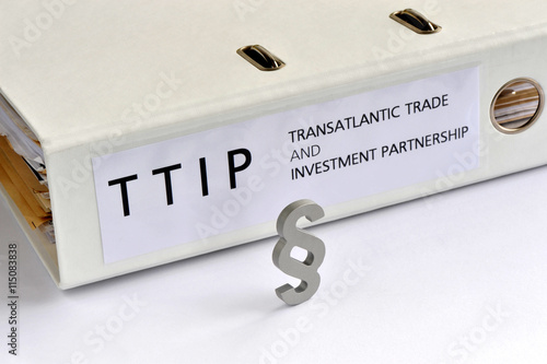 TTIP, rechtliche Aspekte, Transatlantic Trade and Investment Partnership, Transatlantisches Freihandelsabkommen, Geheimhaltung, EU, USA, Wirtschaftswachstum, Schiedsgericht, Freihandelsabkommen photo