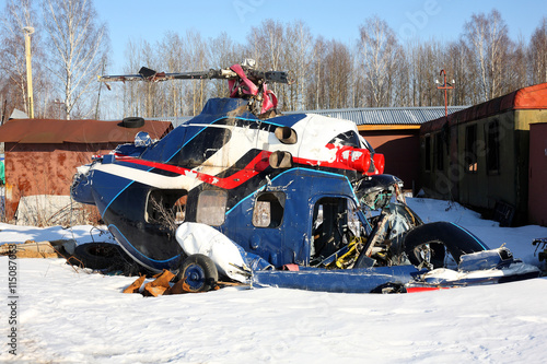 Aircraft - The crashed helicopter