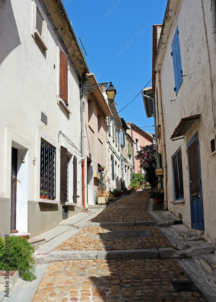 small street of old town Arles - Southern France
