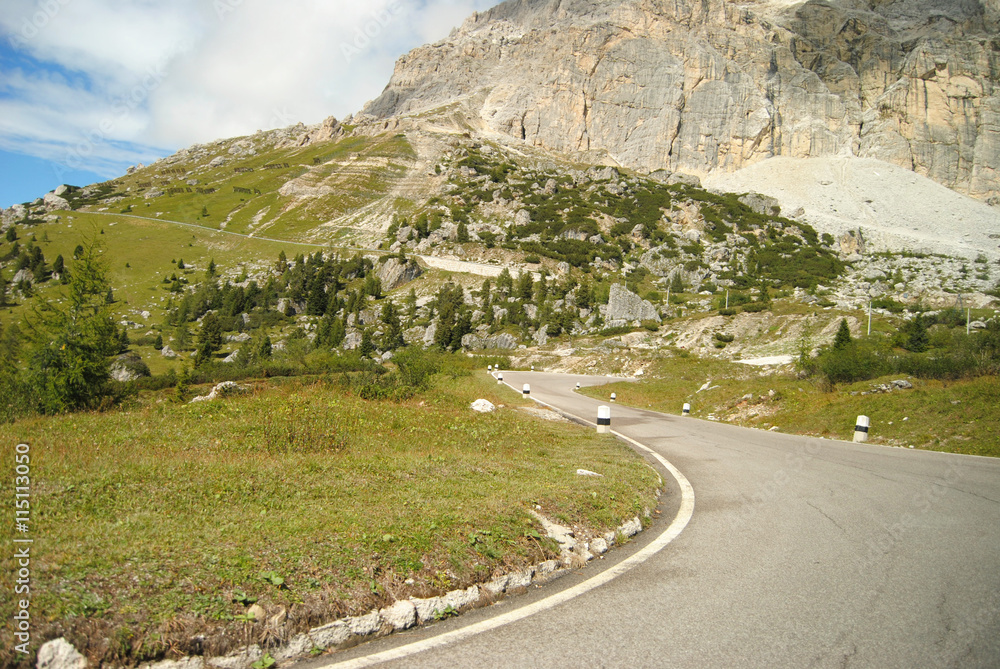 Alpen Gebirgslandschaft in Südtirol, Italien Alpen Gebirgslandschaft in Südtirol, Italien