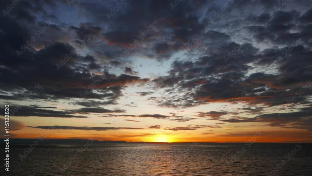 A calm, colorful sunset video from Camotes Island. Presented in real time.
A calm, colorful sunset video from Camotes Island. Presented in real time.