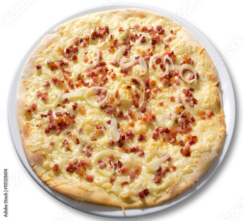 Flammkuchen Speck und Zwiebeln