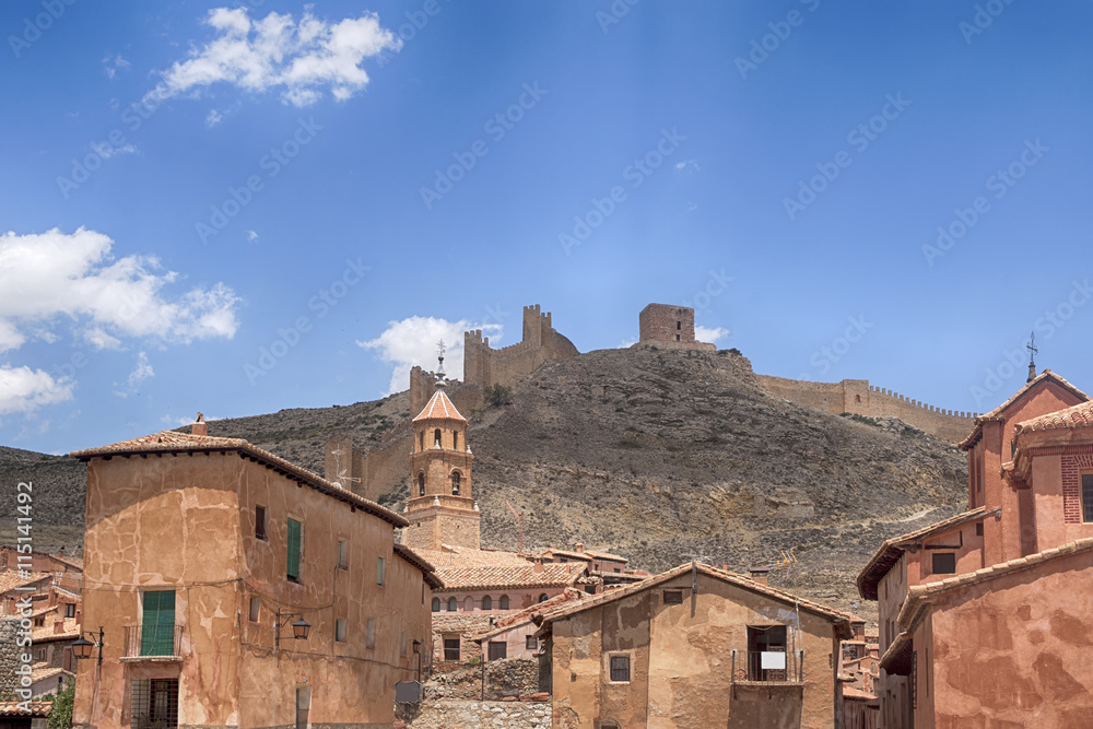 paseo por el municipio medieval de Albarracín en la provincia de Teruel