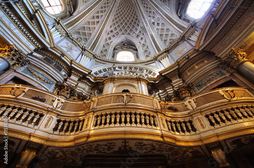 Saint Mary of the Prayer and Death pipe organ