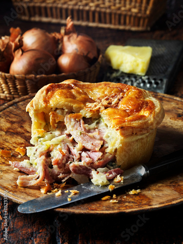 Ham, cheese and onion pie