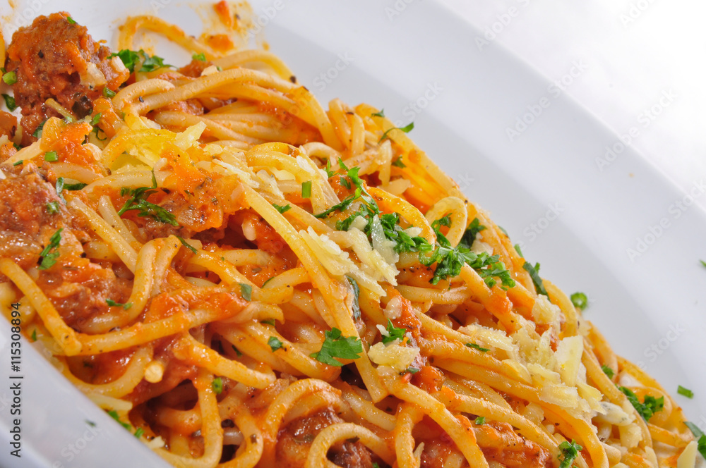 spaghetti with read sauce spaghetti with read sauce