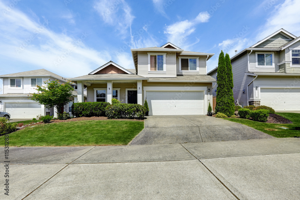 House exterior with curb appeal. View of entrance porch