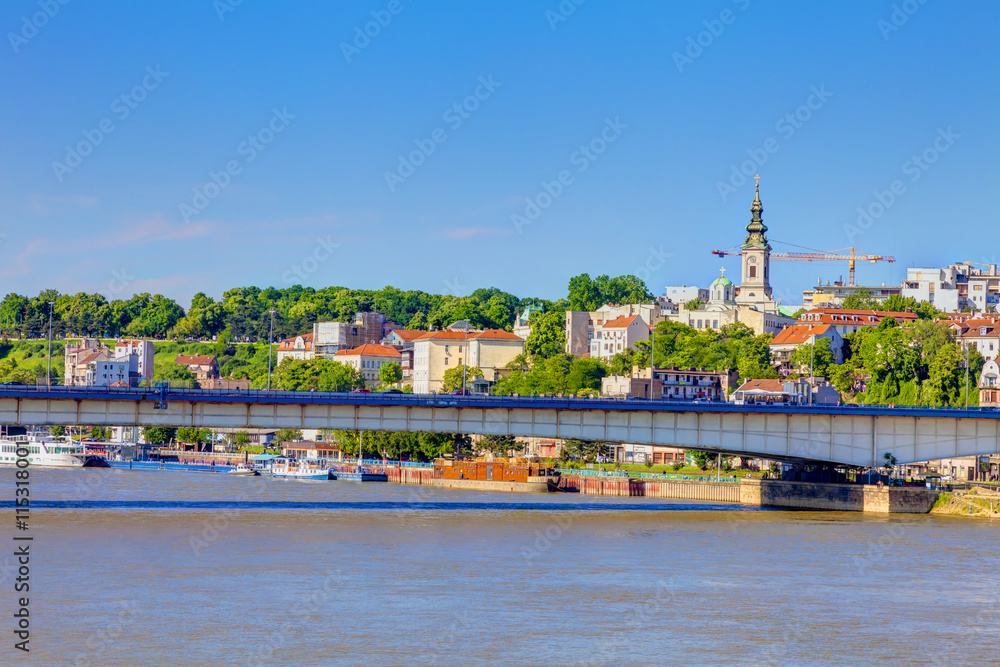 Naklejka premium bridge and the old Belgrade HDR image
