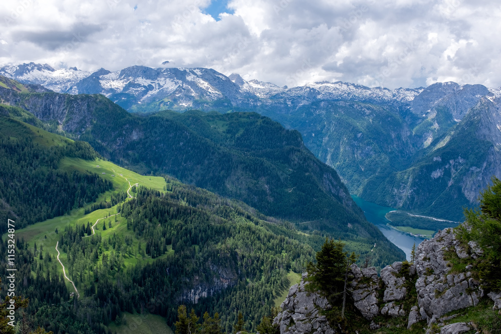 Fototapeta premium mountain landscape in the Bavarian Alps
