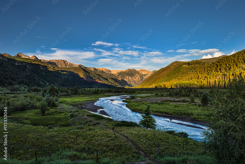 Obraz premium Sunset in the San Juan Mountains near Telluride, Colorado
