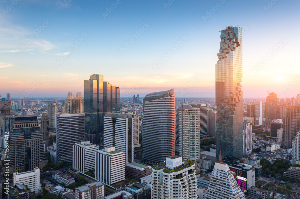 Naklejka premium Bangkok cityscape , Aerial view of Bangkok modern office buildings, condominium in Bangkok city downtown 