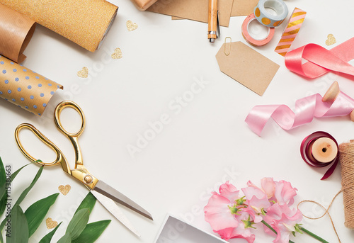 Εκτύπωση καμβά holiday theme. handmade gift wrapping