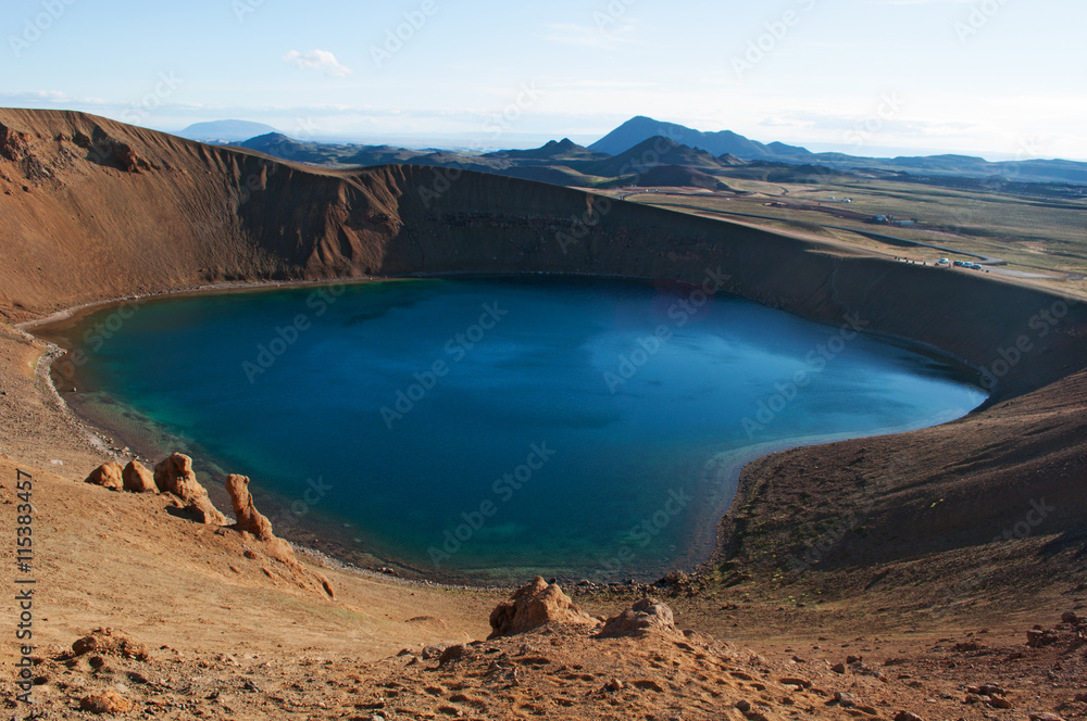 Islanda: vista del cratere e del lago di Viti nella caldera di Krafla, nella regione di Myvatn, il 28 agosto 2012