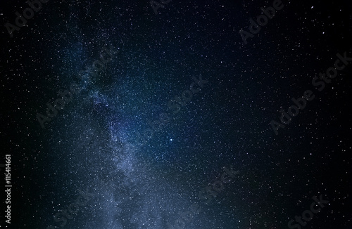 night sky stars / night photography starry sky summer countrysid