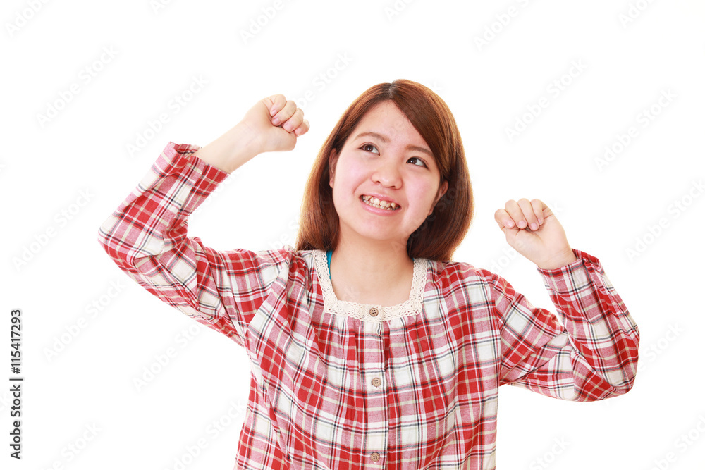 パジャマを着た女性 パジャマを着た女性