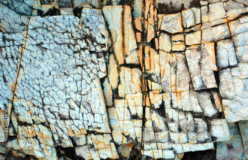 Fotografia Natural abstract patterns and textures in fractured rock