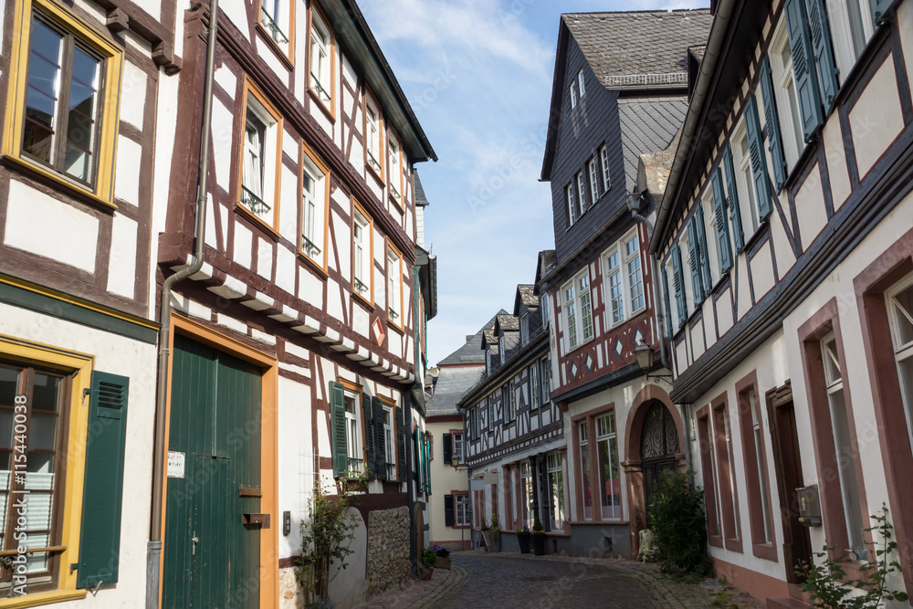 In der historischen Altstadt von Eltville am Rhein, Rheingau, Hessen