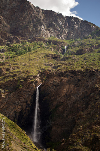 Mountains Creek Waterfall.
