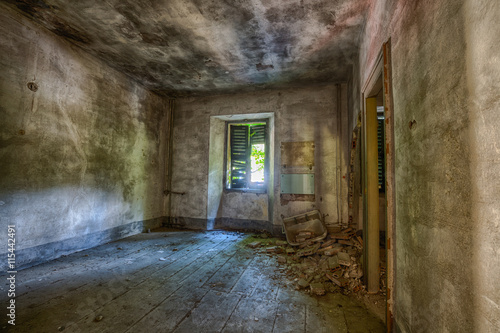 Altes verlassenes Hotel in Norditalien © UrbanExplorer