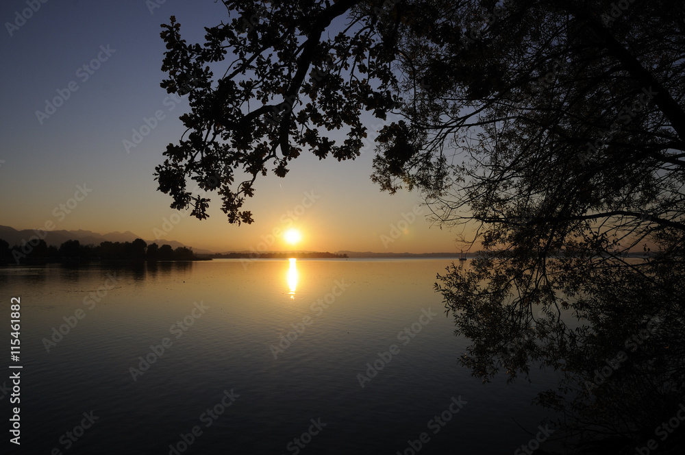 Fototapeta premium Abend am Chiemsee