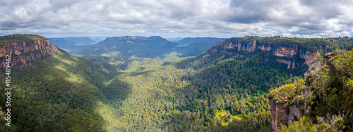 Blue mountains national park panorama, Australia © dinozzaver