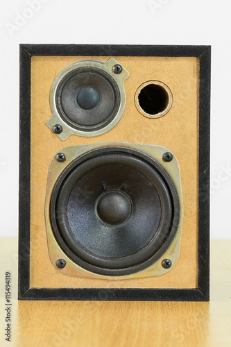 speaker cabinet