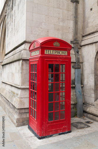 red telephone box