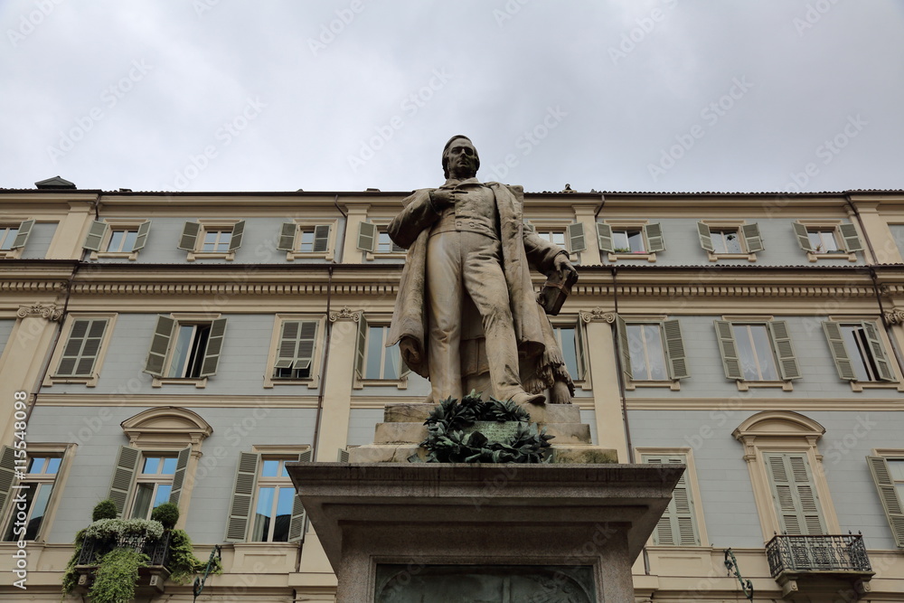 Obraz premium The unusual architecture of the Italian city of Torino a cloudy day