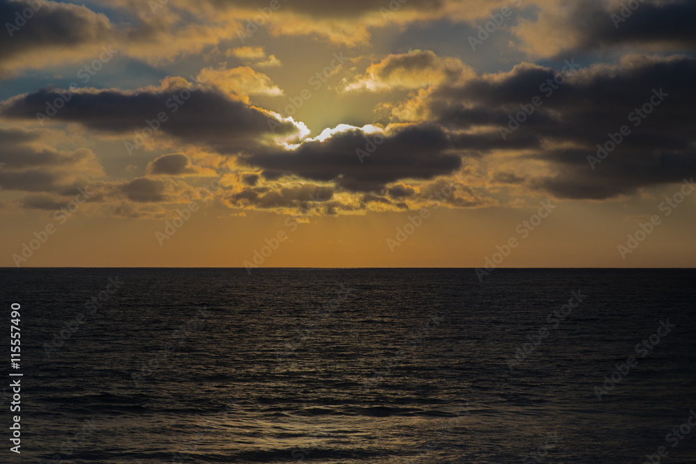 Fototapeta premium Dark and Moody Ocean Sunset