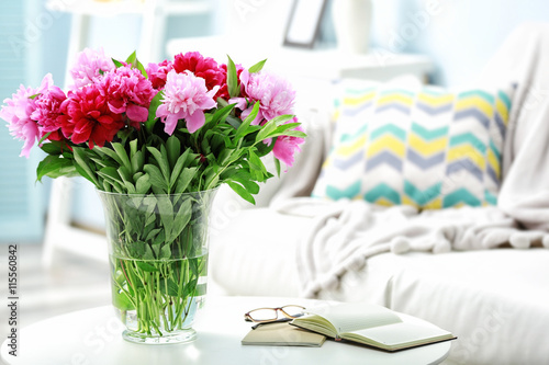 Beautiful peony bouquet in ...