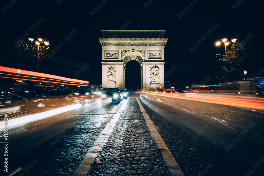 Traffic on Avenue des Champs-Élysées and the Arc de Triomphe a