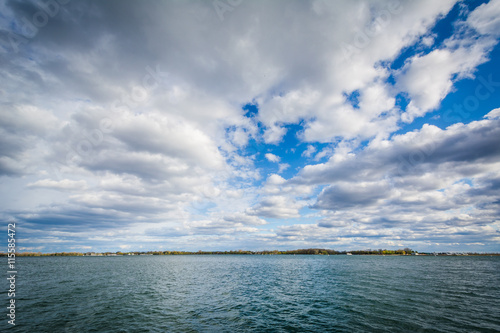 Canvas Print Beautiful clouds over Lake Ontario, at the Harbourfront, in Toro