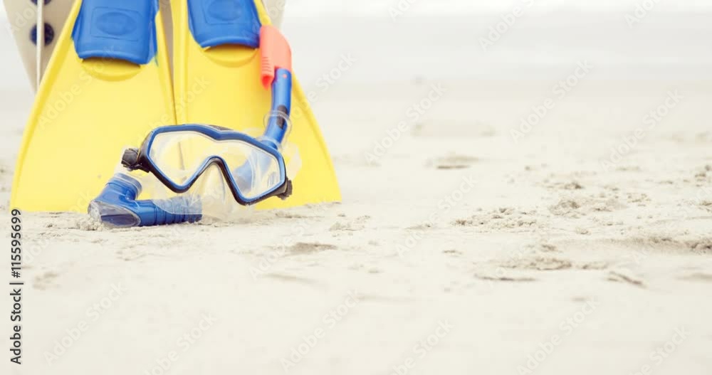 View of snorkeling equipment in slow motion View of snorkeling equipment in slow motion