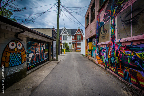 Graffiti in an alley in West Queen West, in Toronto, Ontario. © jonbilous