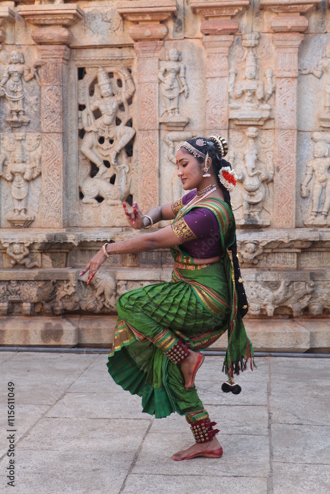 Image of Classical Dance Postures By an Indian Classical Dancer -HA131143-Picxy