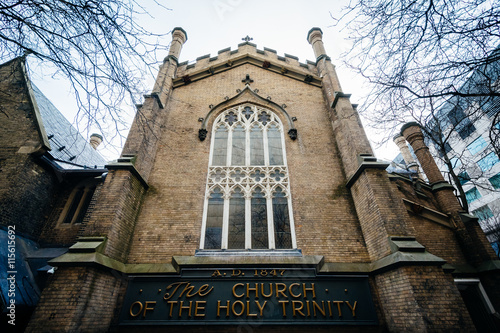 Canvas Print The Church of the Holy Trinity, at Trinity Square, in downtown T