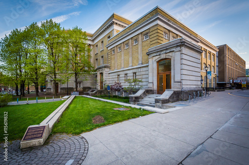 Photography The Sandford Fleming Building, at the University of Toronto, in