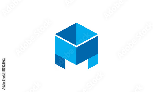 Letter M Box logo © heuheuheu