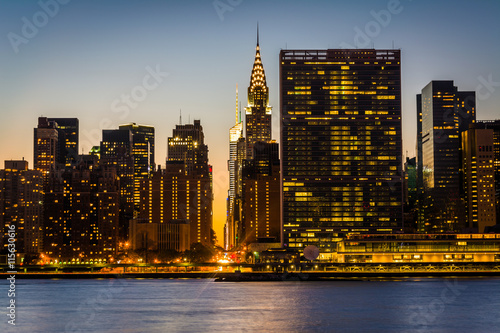 View of the Manhattan skyline at sunset  from Gantry Plaza State