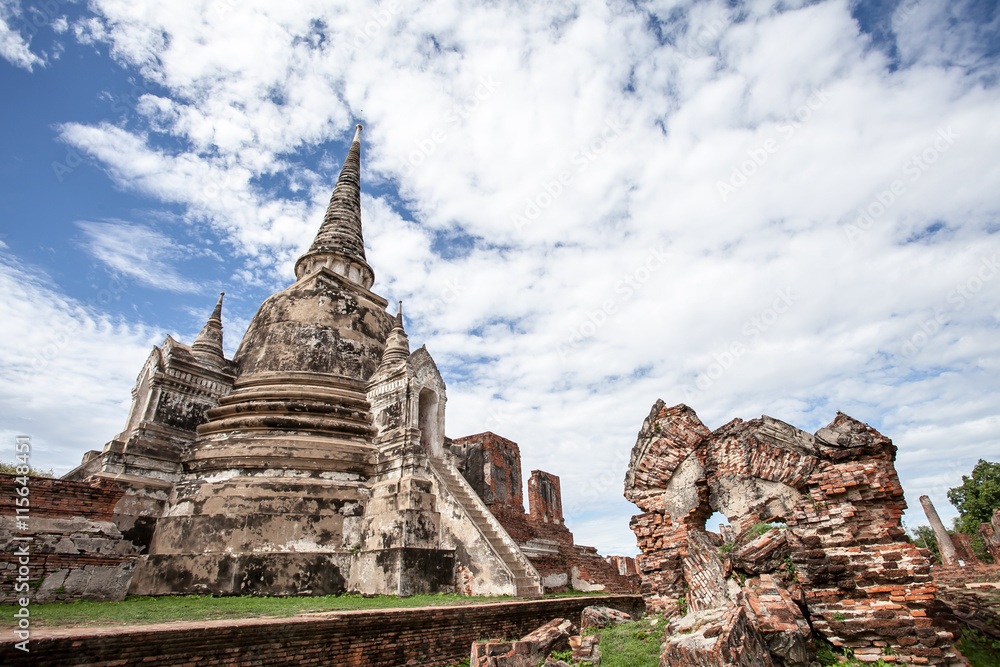 Fototapeta premium The Pagoda at Wat Phra Si San Phet, Ayutthaya, Thailand
