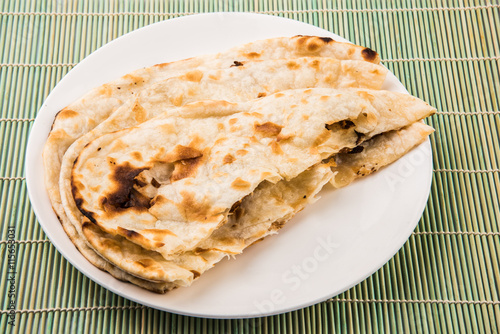 roti/naa/tandoori/Indian bread photo