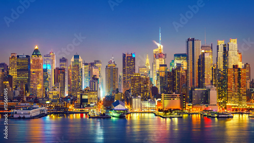 Fototapeta Zobacz na Manhattanie w nocy, Nowy Jork, USA