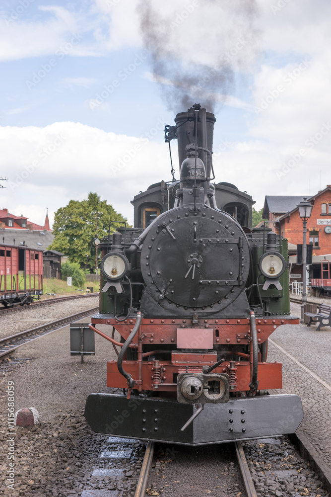 Fototapeta premium Historische Dampflokomotive