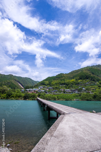 岩間沈下橋（高知県四万十川）