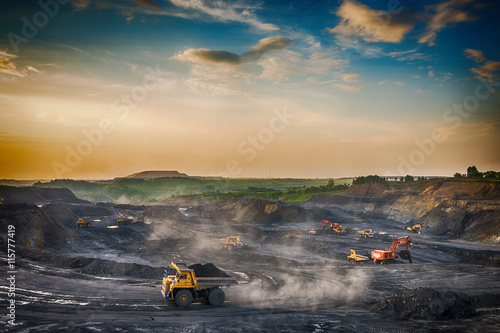 Tela Production of coal in coal mine