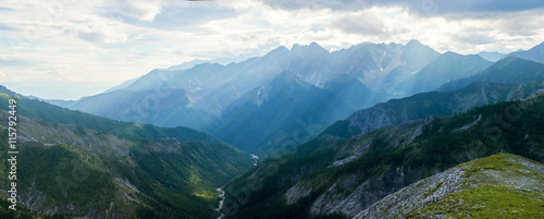 Fototapeta Naklejka Na Ścianę i Meble -  panorama view of the green mountains